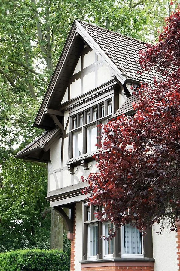 Kleine Villa Frankfurt Φραγκφούρτη 2*,  Γερμανία